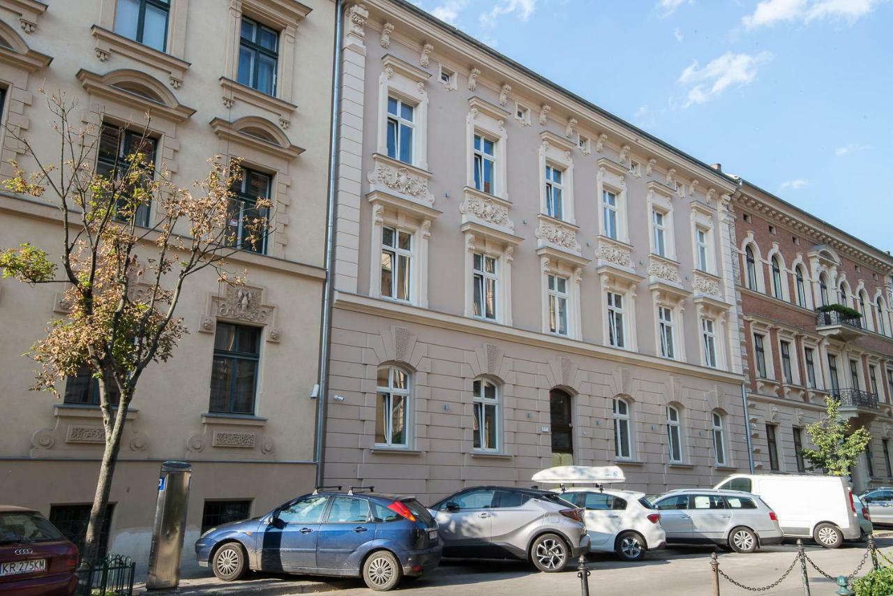 Apartment Caput Mundi *