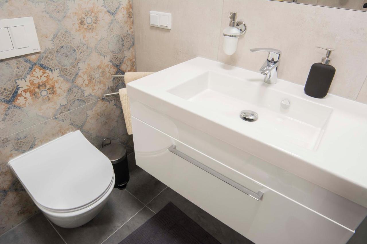 Apartment Caput Mundi *